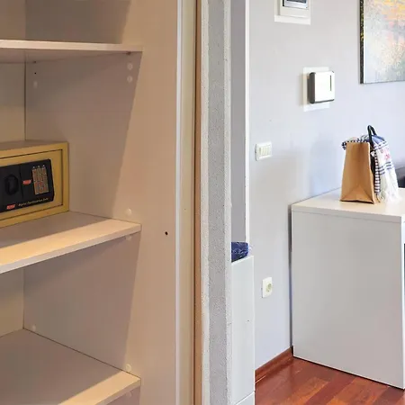 Apartment Amazing In With Kitchen Rovinj