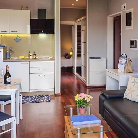 아파트 Amazing In With Kitchen *