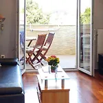 1 Bedroom Awesome Apartment In Rovinj Lejlighed *