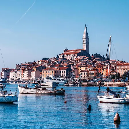Lejlighed 1 Bedroom Awesome Apartment In Rovinj *